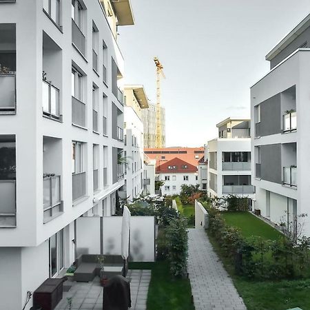 Deluxe Ferienwohnung Apartment Stuttgart Centre/Milaneo Estugarda Exterior foto