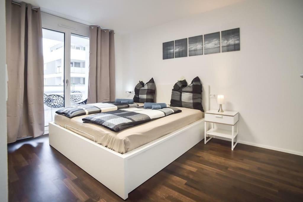 Deluxe Ferienwohnung Apartment Stuttgart Centre/Milaneo Estugarda Exterior foto