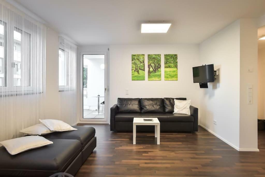 Deluxe Ferienwohnung Apartment Stuttgart Centre/Milaneo Estugarda Exterior foto